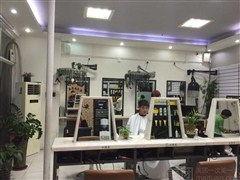 海口美发店最新爆料,潮流发型趋势与造型秘籍 第3张 海口美发店最新爆料,潮流发型趋势与造型秘籍 第3张